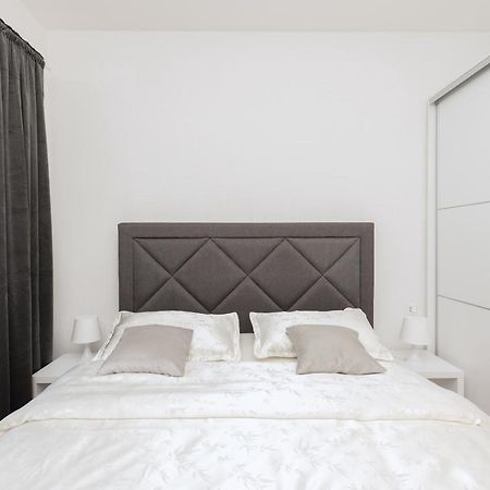 Apartments Tila Драшнице Экстерьер фото