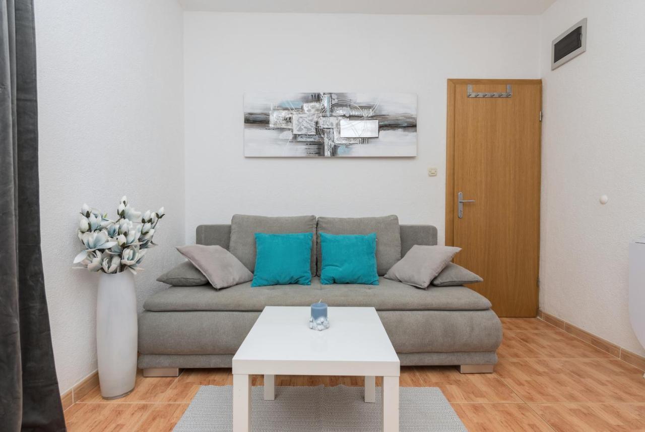 Apartments Tila Драшнице Экстерьер фото